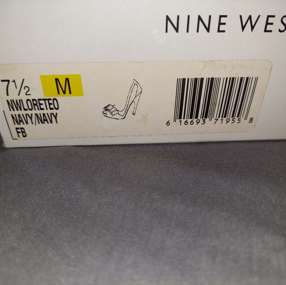 Nin West 7.5 Loreteo Navy Platform Peep Toe Pump - Picture 7 of 10